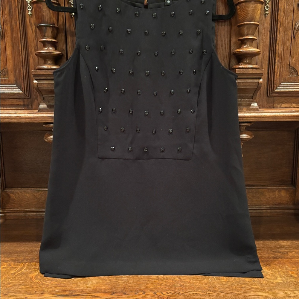 ELEGANT BLACK CREPE BEADED SHELL